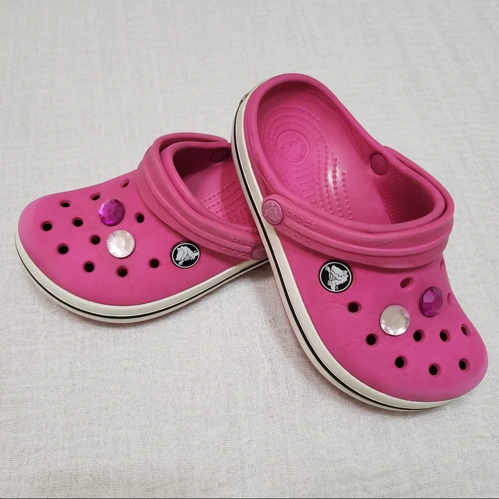 CROCS very good